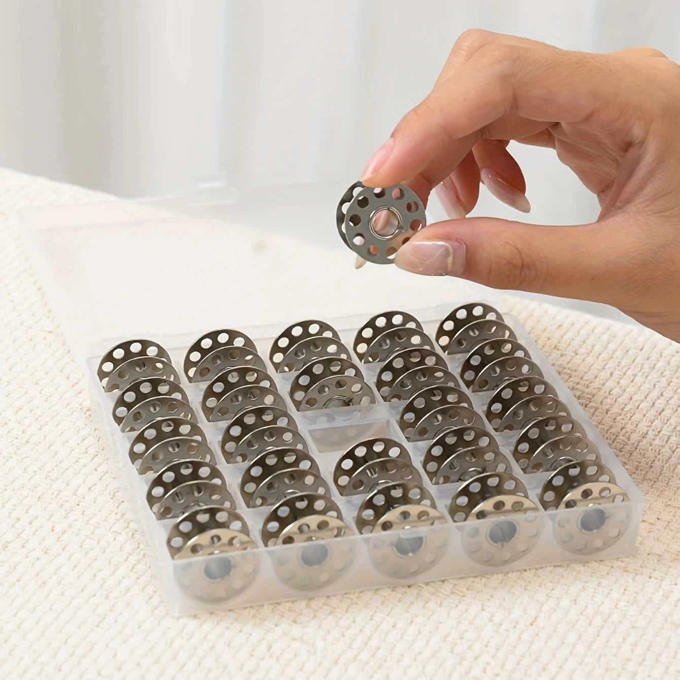 25Pcs/Set Empty Bobbins Sewing Machine Plastic Case Storage Box for
