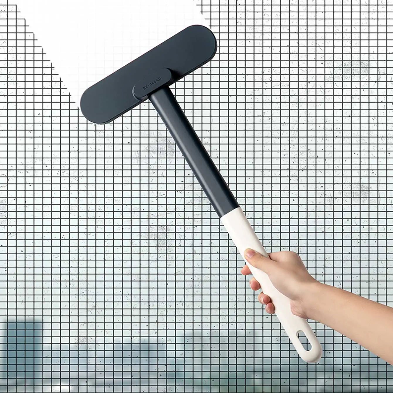 1 multifunctional long handled window brush, wet and dry