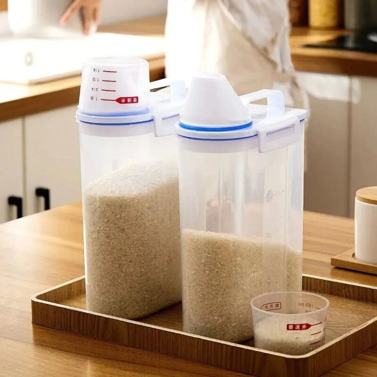 【Hot sales】1pc Rice And Grains Food Storage Canister With Measuring