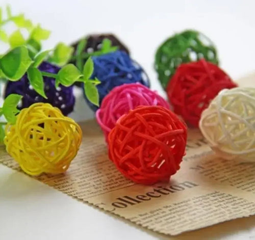 10pcs Primary Color Sepak Takraw Parrot Chewing Toy Ball Pet Bird