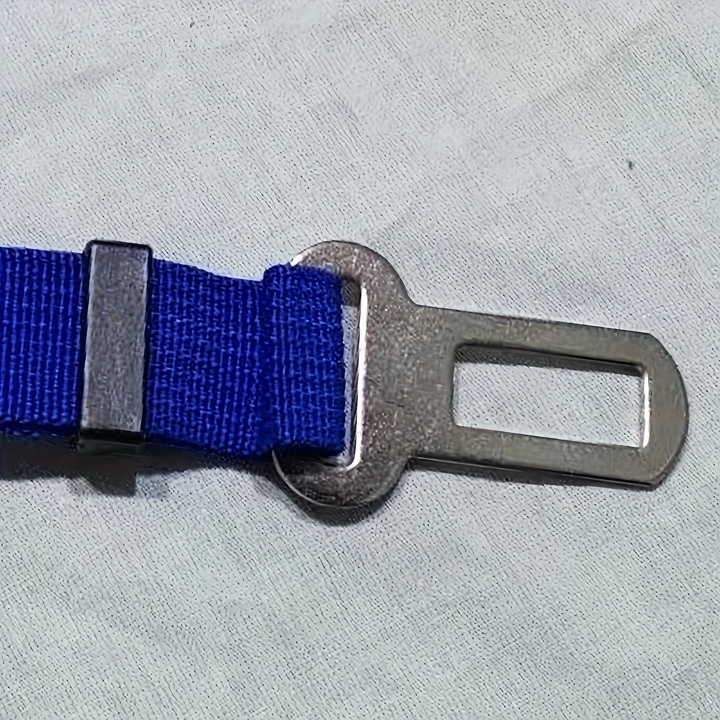 2/4 Pet Seat Belt Adapters - Car Metal Clips for Pet Leashes,