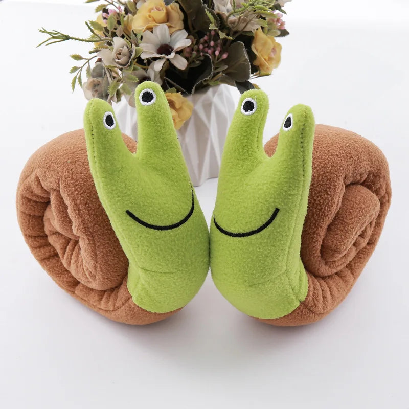 Snail shaped dog and cat toys, pet products, pet supplies, mats to