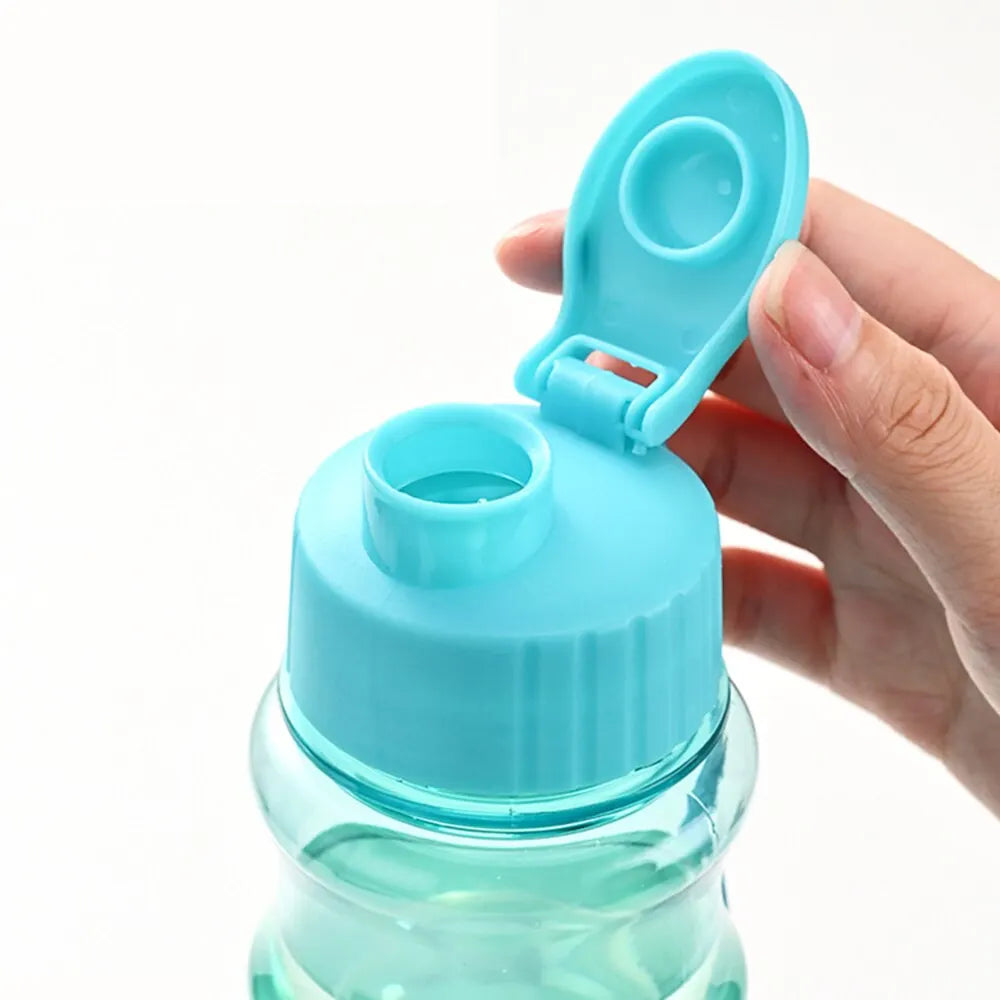 550ml Plastic Water Bottle Portable Sports Cup With Anti Drop Rope