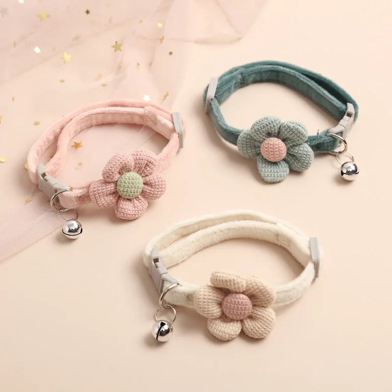 1Pc Cat Collar with Cute Flower  Adjustable Buckle Cat Collar Bell