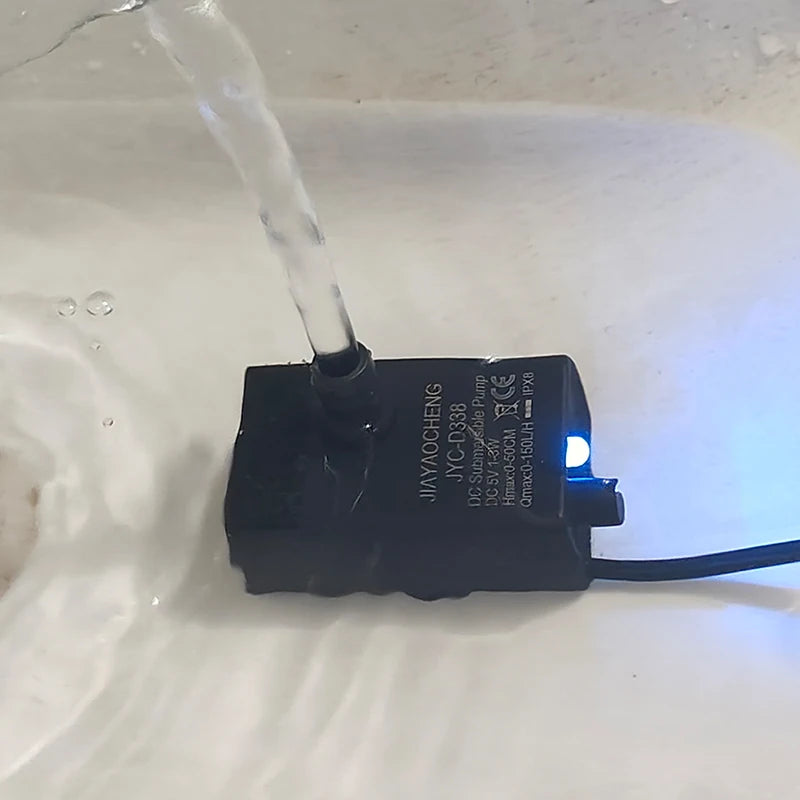 Ultra Quiet USB Aquarium Fish Tank Filtration Pump Mini Pet Fountain