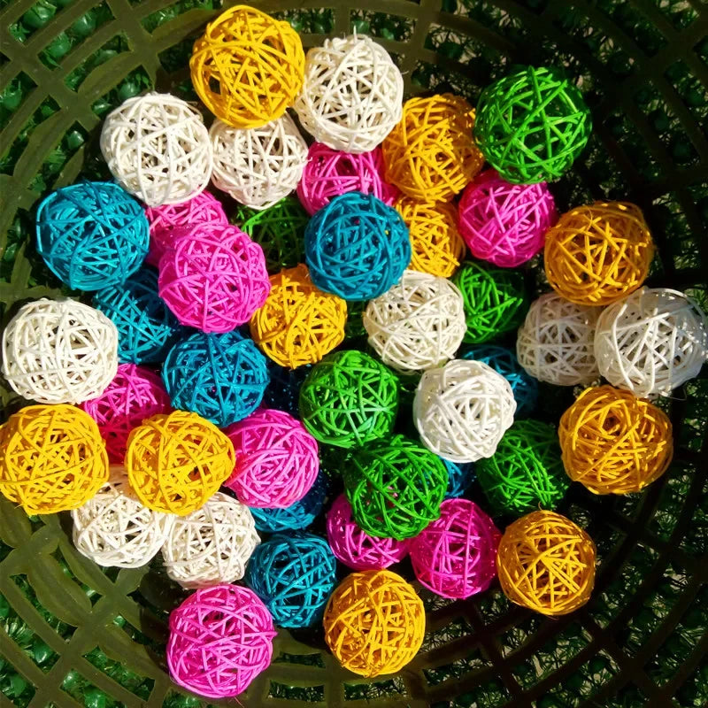 10pcs Primary Color Sepak Takraw Parrot Chewing Toy Ball Pet Bird